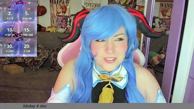 candyy new online show from 12-19-25, 04:09