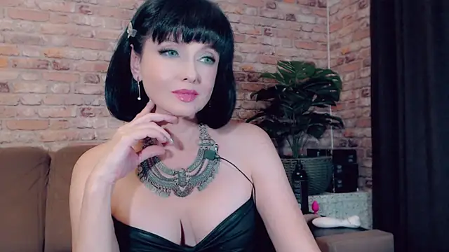 Snapshot of _Alexis_Bloom_ chatting on 11-16-25, 01:16 Alexis Bloom online show from 11-16-25, 01:16