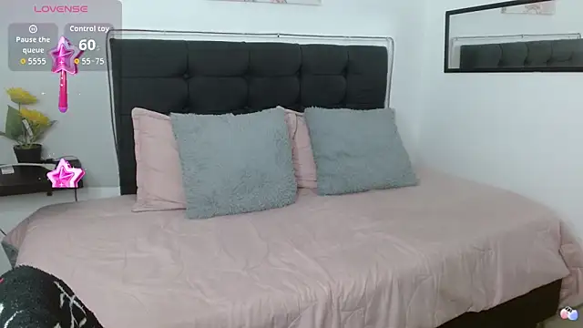 vaness weet online show from 04-02-26, 08:26