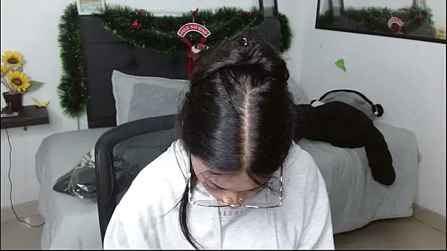 vaness weet online show from 01-10-26, 08:48