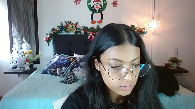 vaness weet online show from 11-30-25, 03:35