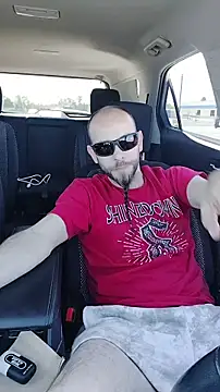 Snapshot of JohnnyFaster chatting on 05-31-26, 04:46 JohnnyFaster online show from 05-31-26, 04:46