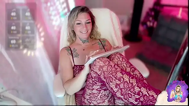 HarmonyWhite online show from 10-14-25, 02:17