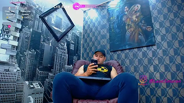 Leonsmoron online show from 05-25-26, 02:00
