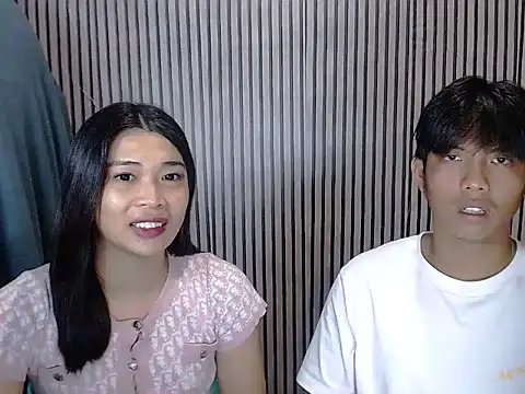 Maria-Moore online show from 10-10-25, 04:13