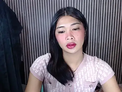 Maria-Moore online show from 10-20-25, 10:54