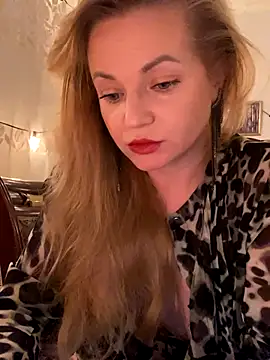 Lady  Maria online show from 10-11-25, 02:51