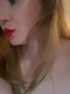 Snapshot of Lady__Maria chatting on 02-16-26, 04:38 Lady Maria online show from 02-16-26, 04:38