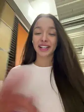 Snapshot of barbiehumpxxx chatting on 03-02-25, 11:17 barbiehumpxxx online show from 03-02-25, 11:17