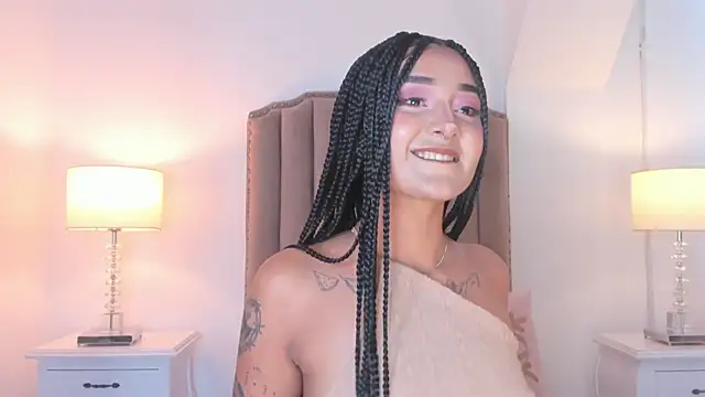 Emma Torres   online show from 05-23-26, 11:20