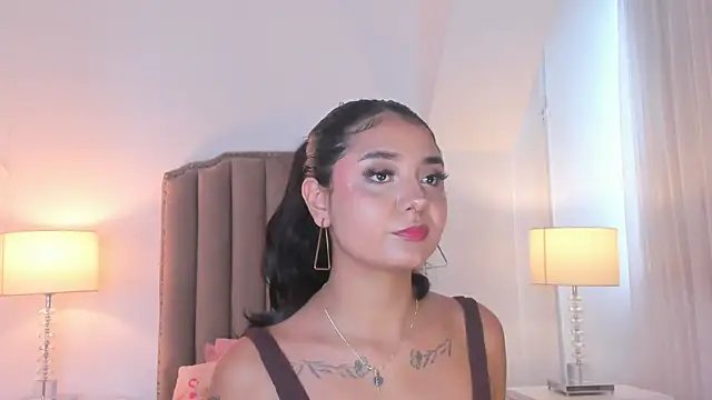 Emma Torres   online show from 04-29-26, 12:20