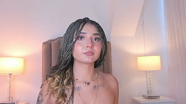 Emma Torres   online show from 02-03-26, 12:10