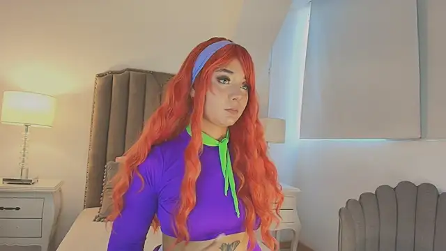 Emma Torres   online show from 10-24-25, 12:15