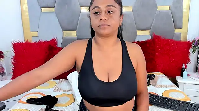 BellaKarla online show from 01-24-25, 11:12