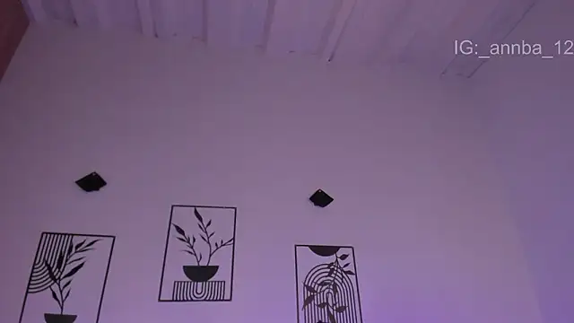 annie barozzi online show from 03-24-26, 01:33