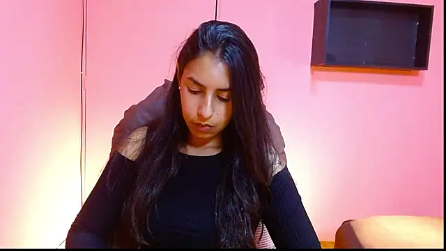 Snapshot of Desipleasure chatting on 03-14-25, 08:17 Desipleasure online show from 03-14-25, 08:17