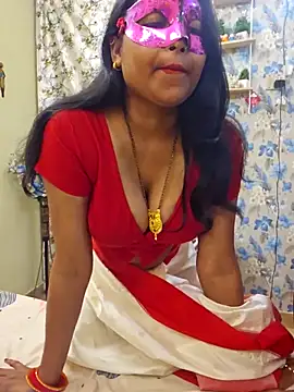 Snapshot of Queen_Anushka69 chatting on 02-15-25, 07:06 Queen Anushka69 online show from 02-15-25, 07:06