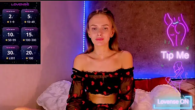 Snapshot of madina_taher chatting on 03-10-25, 07:33 madina taher online show from 03-10-25, 07:33