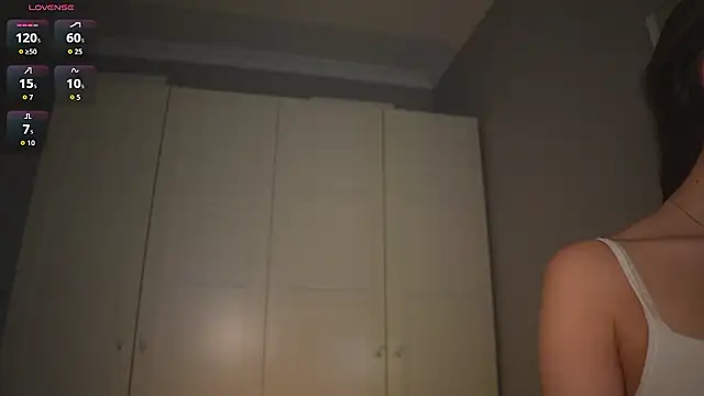 -JuicyMolly- online show from 03-16-26, 02:21