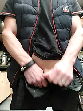 Xcoquinx online show from 02-19-25, 01:39