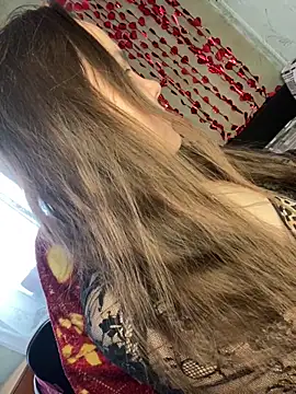 Var Kiss online show from 02-25-26, 04:45