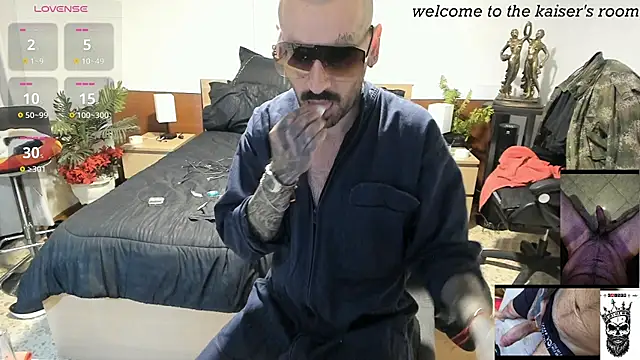 Snapshot of kaiser679_ chatting on 12-15-25, 12:38 kaiser679 online show from 12-15-25, 12:38