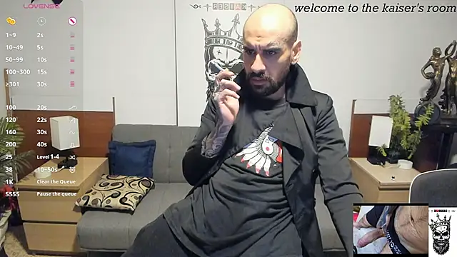 kaiser679  online show from 03-11-26, 09:47