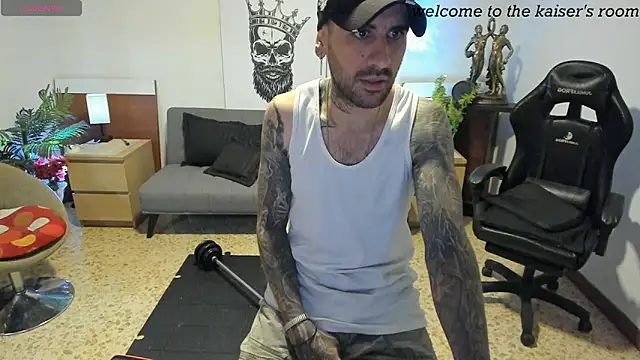 Snapshot of kaiser679_ chatting on 01-11-26, 02:29 kaiser679 online show from 01-11-26, 02:29