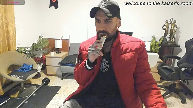 kaiser679  online show from 03-10-26, 12:25