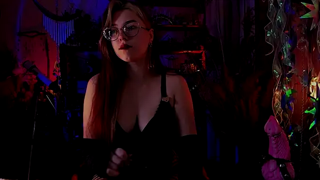 Scarlett Wanner online show from 12-14-24, 06:41