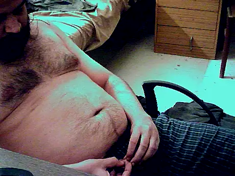aksxi1 online show from 05-17-26, 03:56