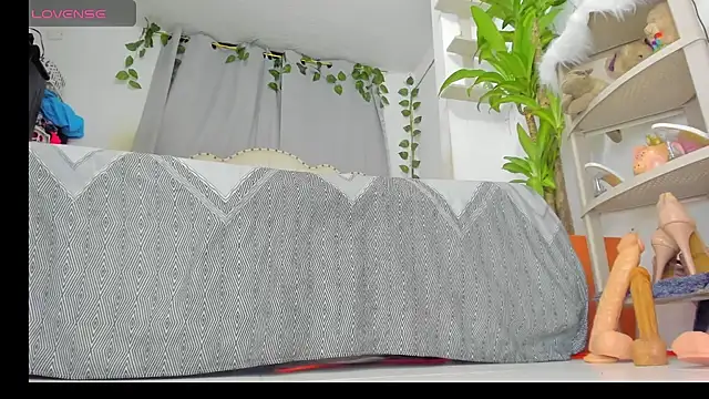 khalyn jenner online show from 10-21-25, 11:26