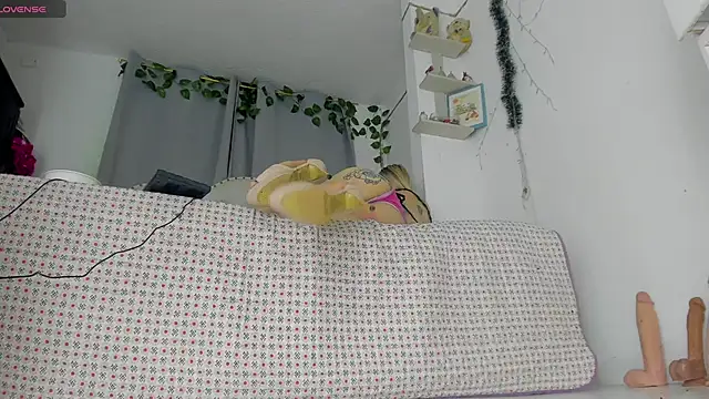 khalyn jenner online show from 03-10-25, 12:07