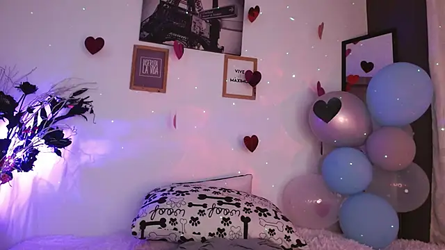 Snapshot of Gin_Zc chatting on 02-04-25, 04:05 Gin Zc online show from 02-04-25, 04:05