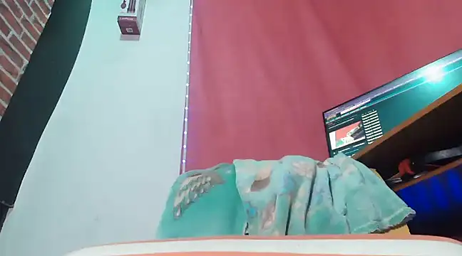 Snapshot of paulavletina21 chatting on 02-18-25, 01:00 paulavletina21 online show from 02-18-25, 01:00