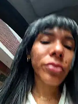 Snapshot of Doll_Loren chatting on 03-07-25, 07:27 Doll Loren online show from 03-07-25, 07:27