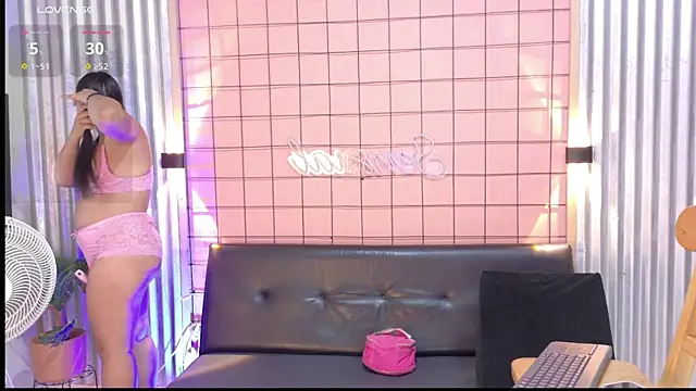 mensia hernandz online show from 11-05-25, 01:36