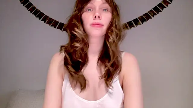 Nikki Mimimi online show from 12-19-25, 10:06