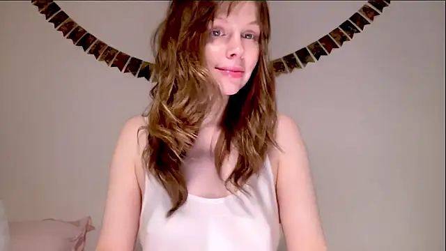 Nikki Mimimi online show from 12-21-25, 10:06