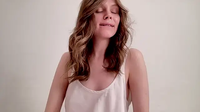 Nikki Mimimi online show from 03-21-25, 01:23