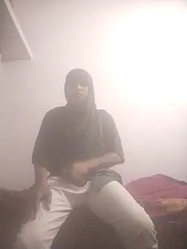 Snapshot of sonalicrossy chatting on 11-26-25, 10:15 sonalicrossy online show from 11-26-25, 10:15