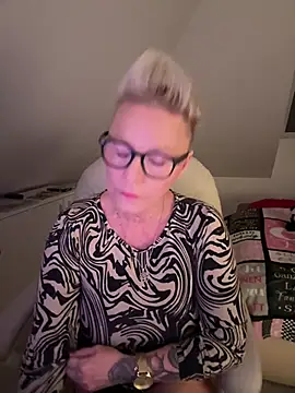 German Milf online show from 01-08-26, 02:12