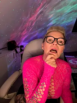 German Milf online show from 10-30-25, 01:53