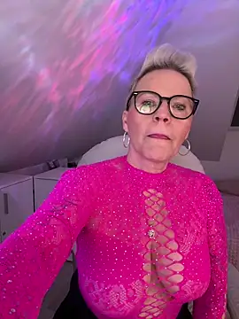 German Milf online show from 04-21-26, 12:45