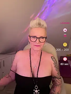 German Milf online show from 05-24-26, 12:16