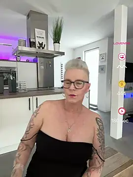 German Milf online show from 05-09-26, 01:03