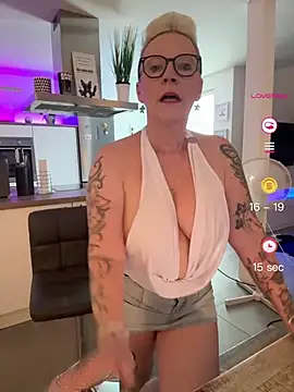German Milf online show from 05-27-26, 01:07