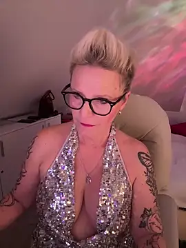 German Milf online show from 12-21-25, 01:46