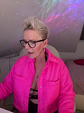 German Milf online show from 04-15-26, 12:53