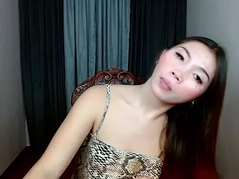 Snapshot of ursexy_allison69 chatting on 06-11-26, 03:20 ursexy allison69 online show from 06-11-26, 03:20